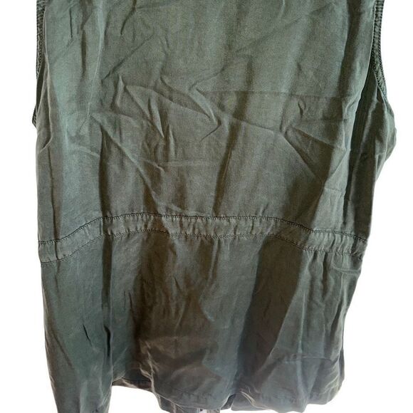 Mossimo - army green vest - Picture 2 of 7